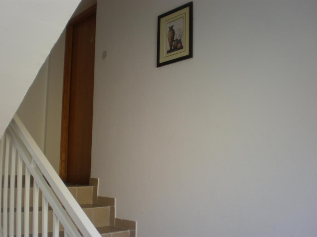 Apartments Nada วีร์ ภายนอก รูปภาพ